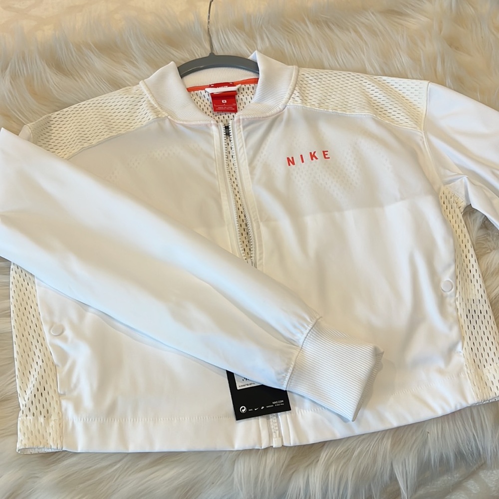 White Nike Cropped Jacket